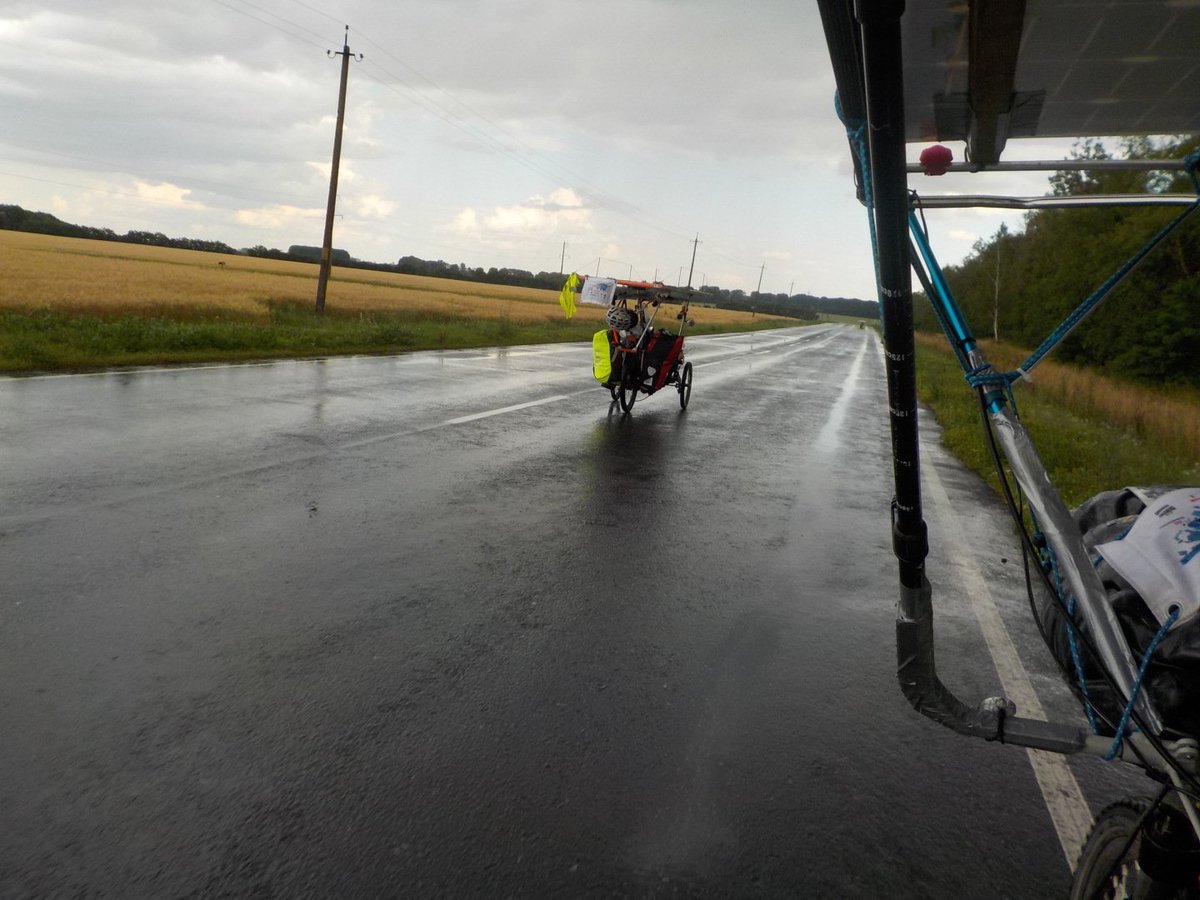 ArachneLabs's tweet photo. #thesuntrip2018 Sun Trip #solarbikes caravan enters #Russia https://t.co/sgDfmsuNWX