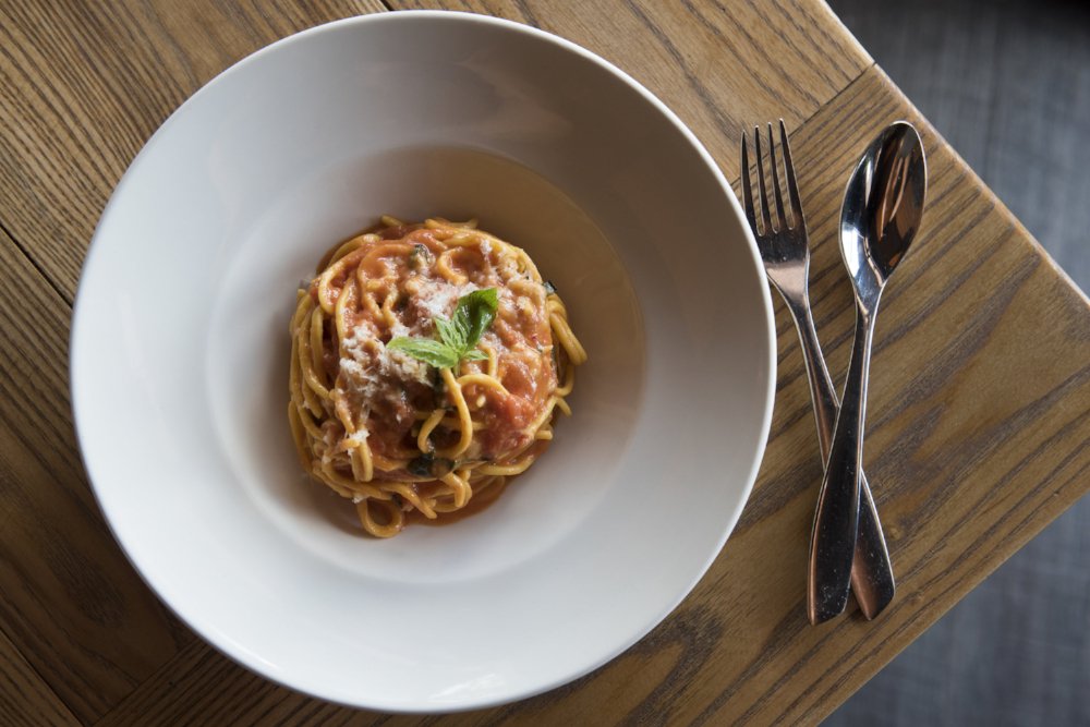 MIAbites1's tweet photo. $10 pasta all week at @macchialina , @pubbelly @DelanoSoBe collab, Soul Tavern Snail Social with @SlowFoodMiami, @grapicavoli at Pao by Paul Qui and more Miami food events on our #WeeklyNibble! https://t.co/ntcHRi8ik0 https://t.co/4kF21TPb9s