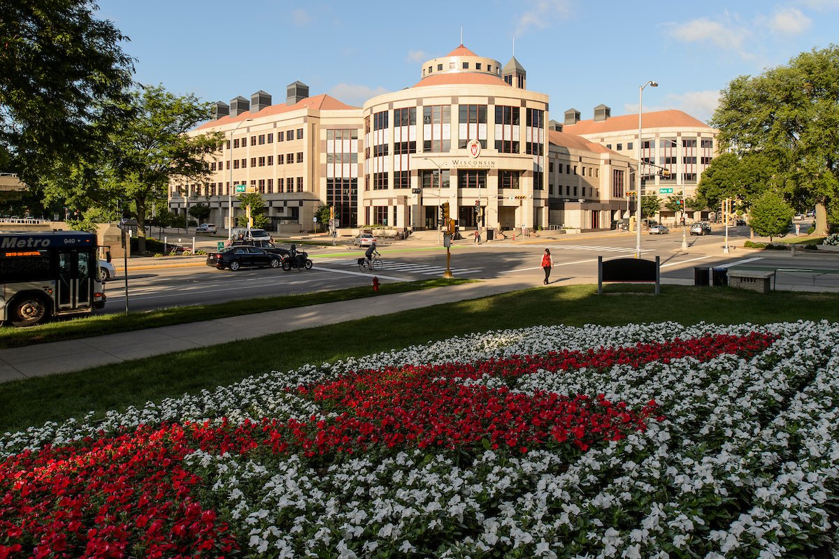 A great view from any angle. #uwsummer ☀️🌷