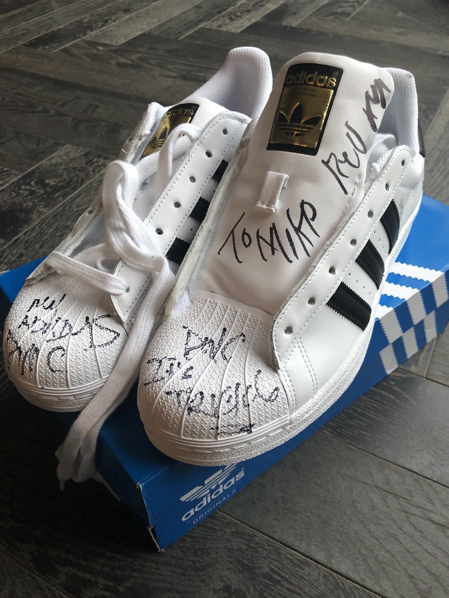 “MY ADIDAS” blessed to have these signed by @revwon & @kingdmc TRUE LEGENDS .. #rundmc #RUN #DMC #ADIDAS #chipshopbxtn