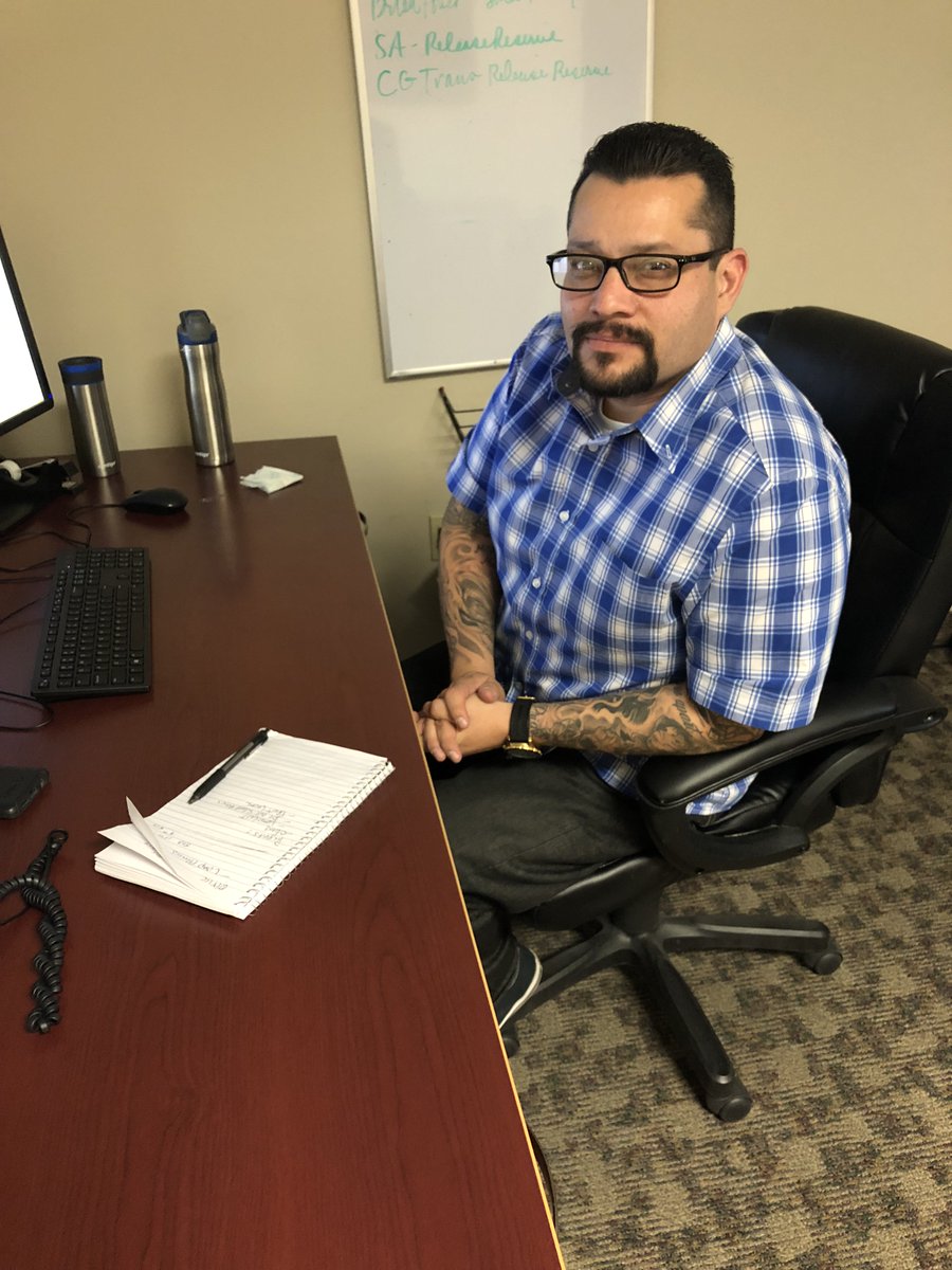 PHXCapitalGroup's tweet photo. The employee spotlight of the week is Account Executives Kayla, Jorge and Denise! They are the primary contact for clients &amp; help build relationships with clients to provide them with the best service. A special thank you to these three! https://t.co/3uy6YMNMoR