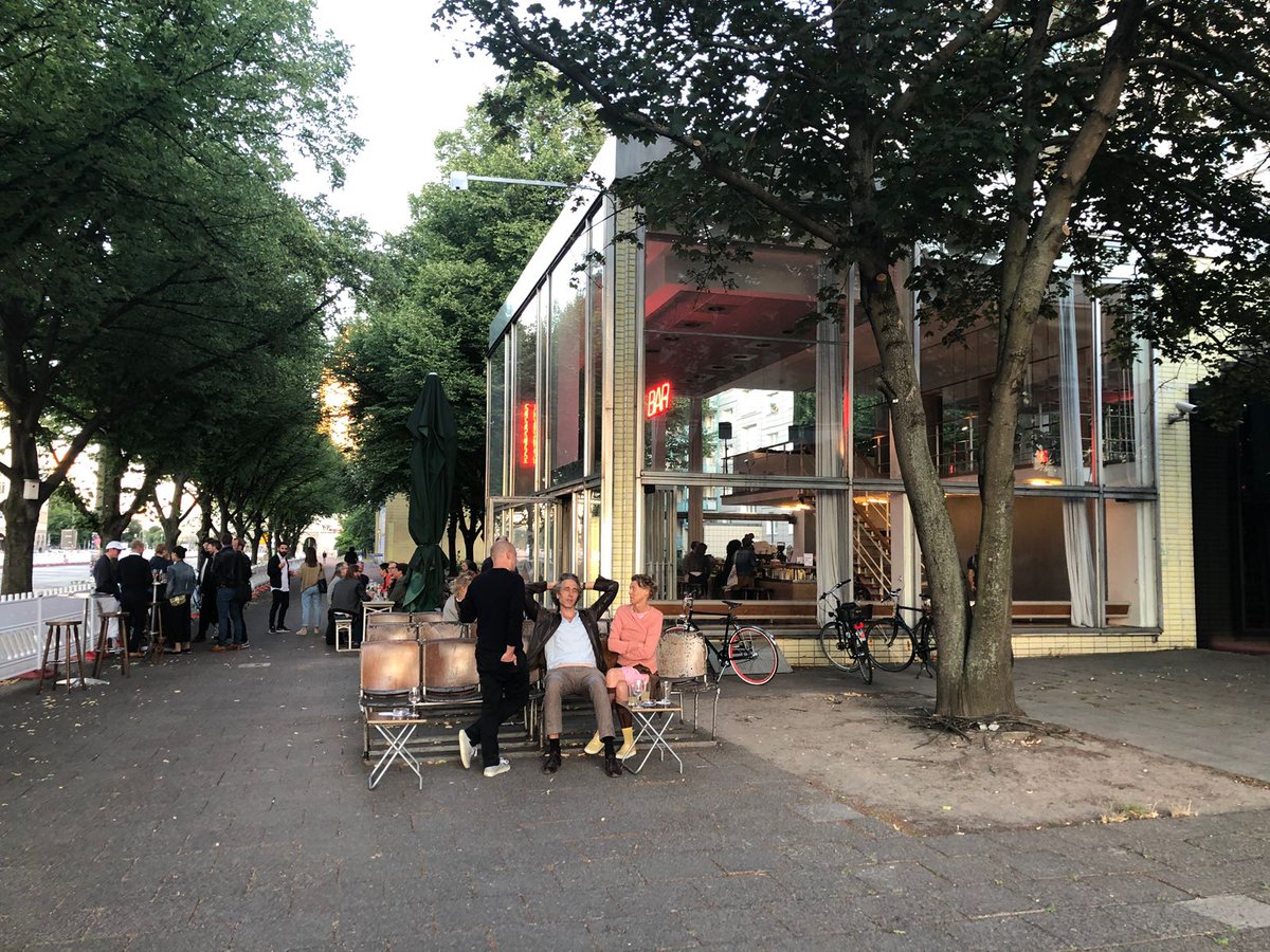 MakeCityBerlin's tweet photo. Last week #MakeCityFestival ended at the infamous #KosmetikalonBabette. Sadly, this east Berlin icon will be forced to close down. Babette is a symbol for a city that stands for diversity, creativity and culture. Sign the petition before it's too late https://t.co/urvj809uUD https://t.co/dzaWeReUAz