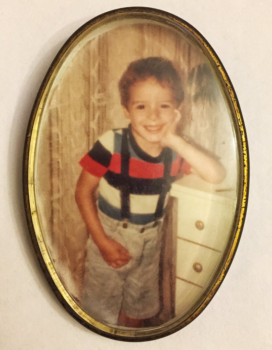 Sr___Escobar's tweet image. A ver, millenials y hípsters, yo ya era un puto moderno en los 80... #epicwin #learnfromthemasters