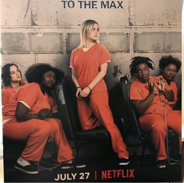 andreavauseman's tweet photo. Very soon!!!! @OITNB #Trailer #S6 #WhereIsAlex ?? 😱#ToTheMax  @LauraPrepon @TaySchilling @UzoAduba @SheIsDash @thedanieb @nlyonne @YaelStone 🍊🌈🧡 https://t.co/YlxJxwIRbF