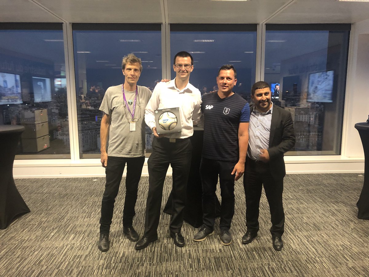 Cinquanta3's tweet photo. #LifeatSAP @SAPFrance @foosballsociety  Résultat du premier tournoi interentreprises : 1er @SAPFrance , 2eme @VillageCAParis, 3eme @DeciVision, 4eme @BearingPoint_FR https://t.co/gaxkRmyT9l