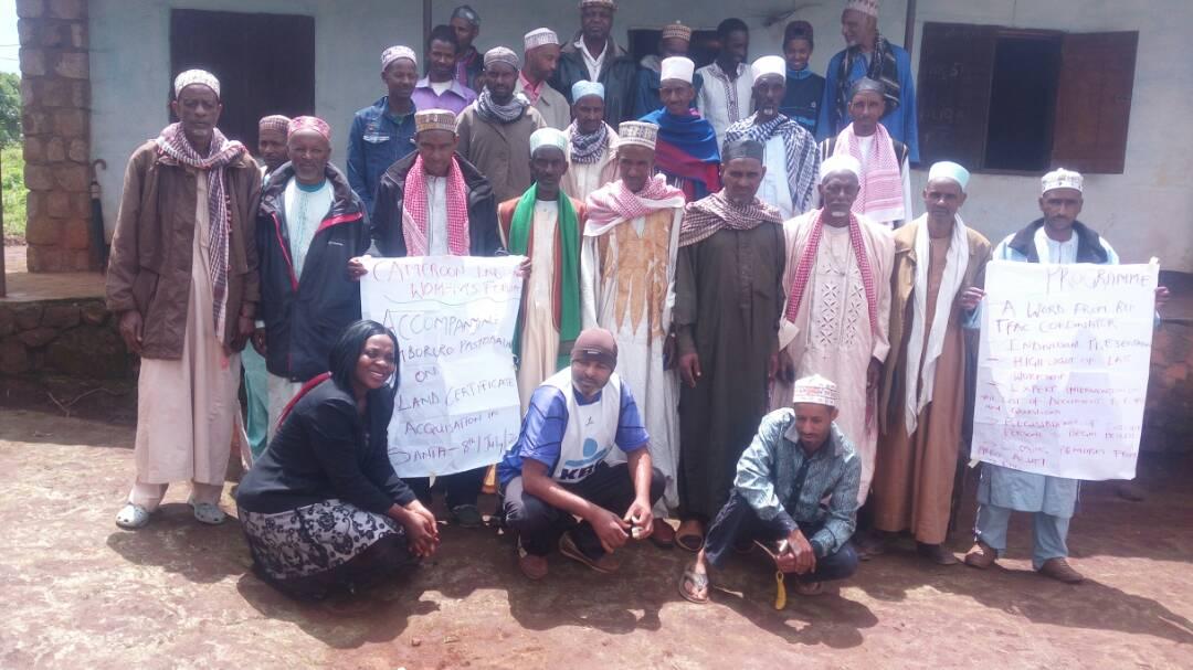 IbrahimAeisatu's tweet photo. Securing indigenous peoples land in santa Cameroon .Thanks to land is life.
@WITHandFORgirls @jemimah_mk 
@landislife https://t.co/XTat8Frza9