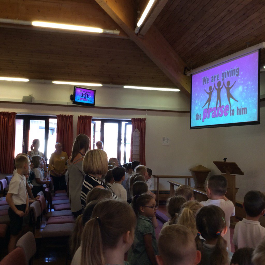 BedfordHallMPS's tweet photo. A fantastic Methodist Day. Thank you to our Chaplain, Catherine for a great Chapel assembly to launch the day. https://t.co/3JE8Urgc6w