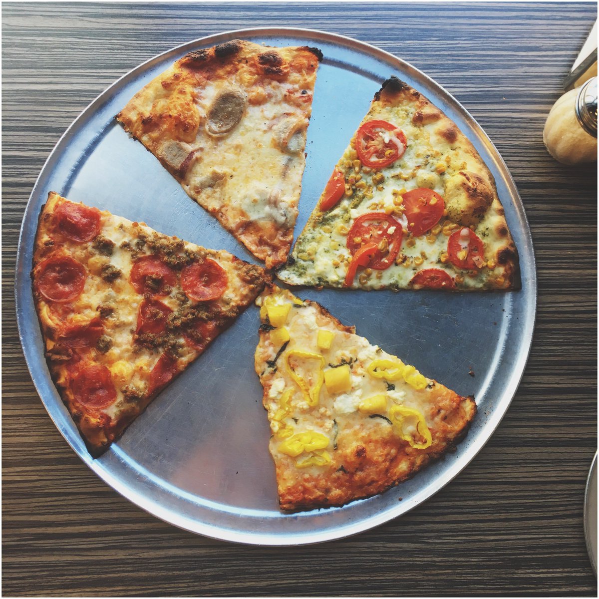 piepushers's tweet photo. slices comin’ at ya ~hot~ #literally #yum #comegrabaslice #localbrat #meximargherita #spicygoat #thejerry https://t.co/ksn8Y2yB6e