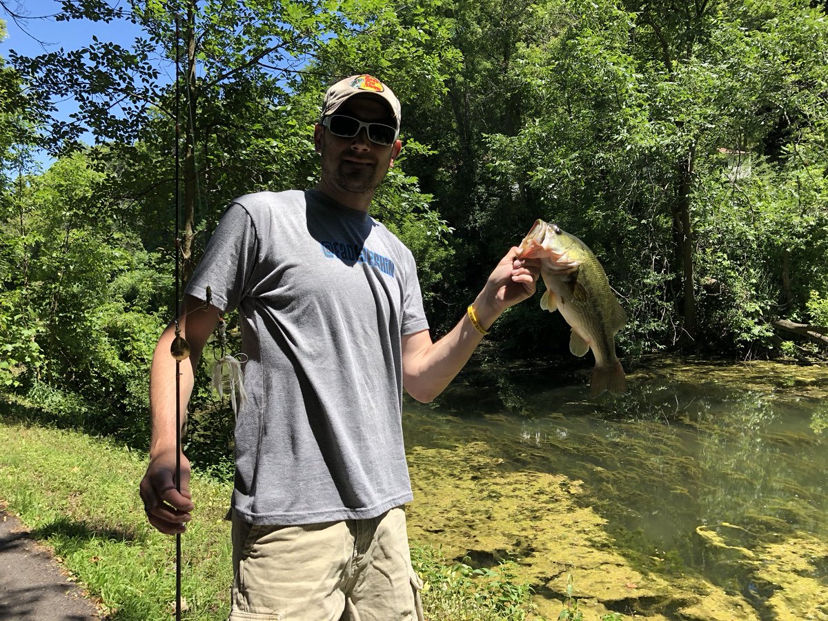 FadedFishin's tweet photo. #FadedFishin #CNY 🎣Large mouth bass caught on spinner. https://t.co/qIjtjcWTyQ