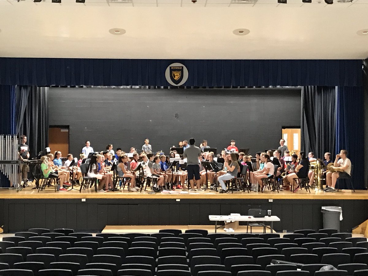 bandlady81's tweet photo. NP Summer Band Day 1 ✔️
It’s gonna be a great week!! ☀️🥁🎹🎺🍦🕶
Tomorrow’s spirit day is sports teams! ⚾️🏈🏀 https://t.co/x796Ya1ZF8