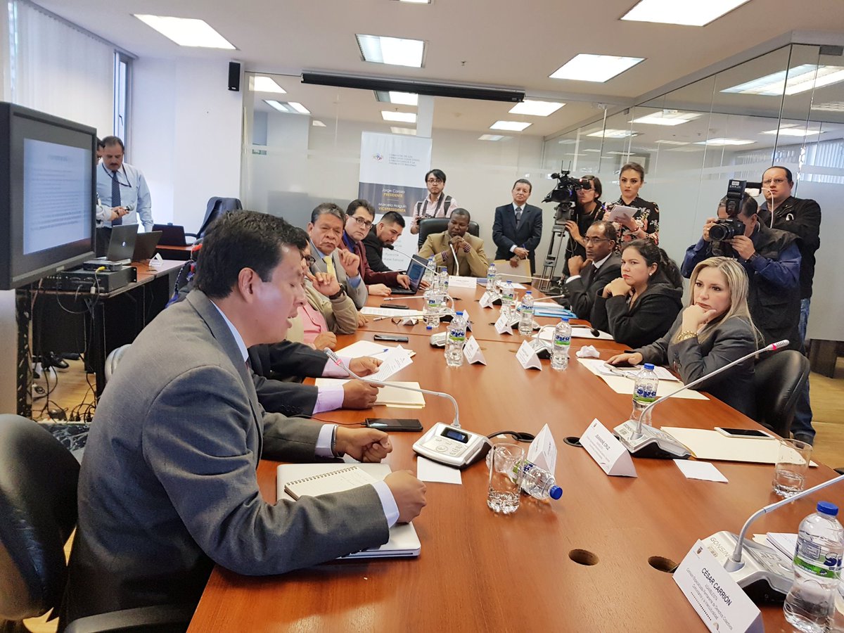 Participamos en la Sesión #169 en la Comisión de Derechos Colectivos recibiendo observaciones de varios ciudadanos sobre Proyecto de Ley Orgánica Reformatoria a la Ley Orgánica de Comunicación.