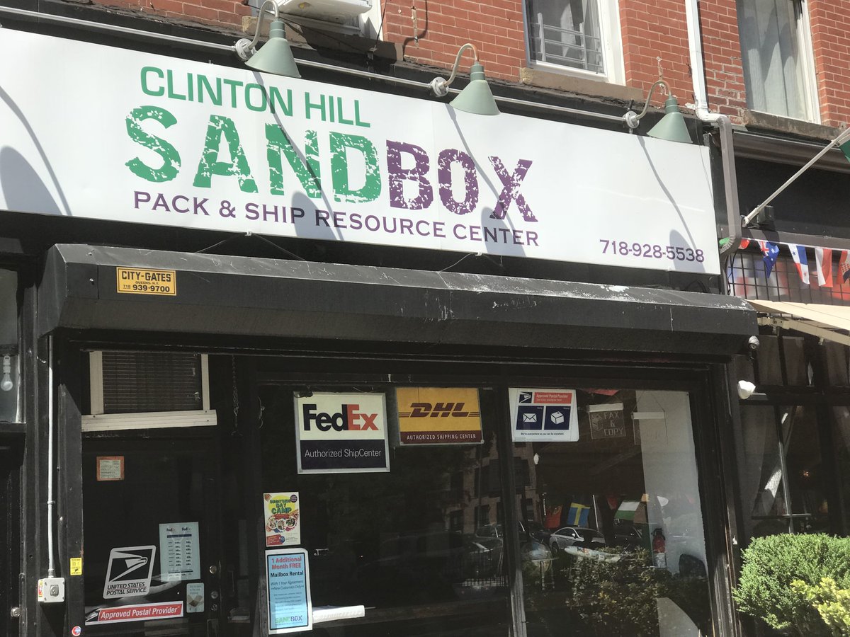 SANDBOXSHIPPING's tweet photo. Our storefront shining bright and ready for your packages- Happy Monday! https://t.co/uF6AoPJu8D