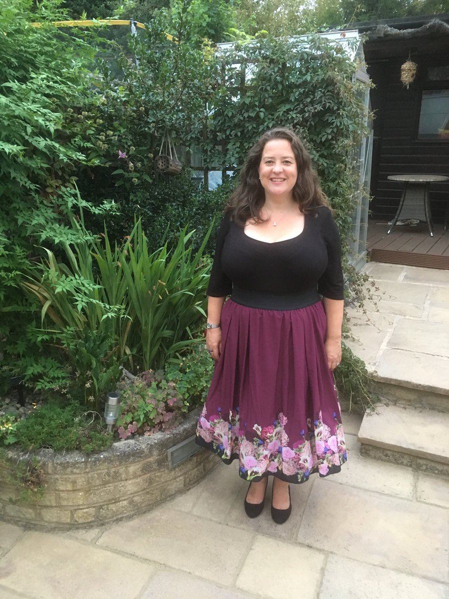 CrookhamJ's tweet photo. Love my new dress @ScarlettandJo https://t.co/kYB3up2eSg