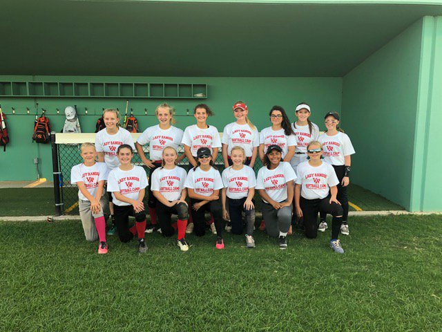 VRHSSOFTBALL tweet media