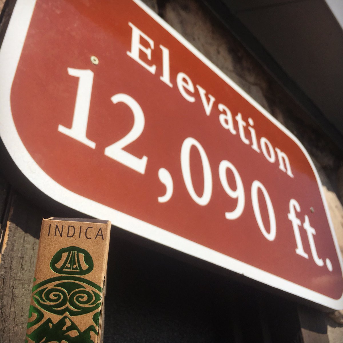 🌈 We hope your week exceeds your high expectations! 👊🏼 #Indica #Colorado #CannabisCommunity #MondayMotivaton