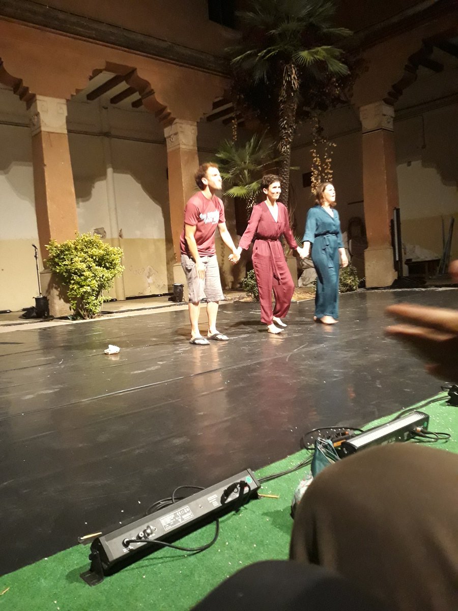 funkyover's tweet photo. I tanquem la nit al #NunOFF de @nunArtBcn amb #Normalitat, un espectacle compromés al voltant de la "norma" amb Mariona Castillo i Gemma Martínez.
Quan els petits actes ens separa d'aquest ordre establert i les paraules ens proscriu del que els altres anomenem "normal"
Fantàstic https://t.co/P26tC8DghO