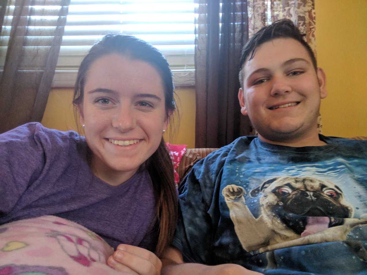 ashlex1898's tweet image. Look who is home ❤️❤️ 
#thanksfortheprayers #recoveryathome