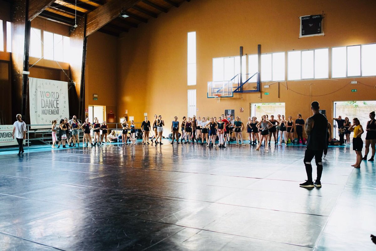 WDMdance's tweet photo. Le lezioni del #WDMItaly sono iniziate ieri ma potete ancora iscrivervi alla 2^ e/o 3^ settimana. Castellana Grotte (BA), Puglia. ▶️https://t.co/lHaUaQVZV8◀️ #danza #stage #concorso #audizioni https://t.co/CtBNJqQxdh