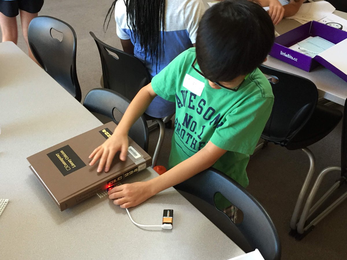 MrG_RTMSD's tweet image. Day 1 of @RTMSDSummerProg #STEM Camp in the books. With @RTMTechCoach Ss used @littleBits to design alarm systems. Innovative designs included a catapult arm activated once the alarm went off and wheels attached to the alarm to track the thief. #Circuits #RTMSDSummerPrograms