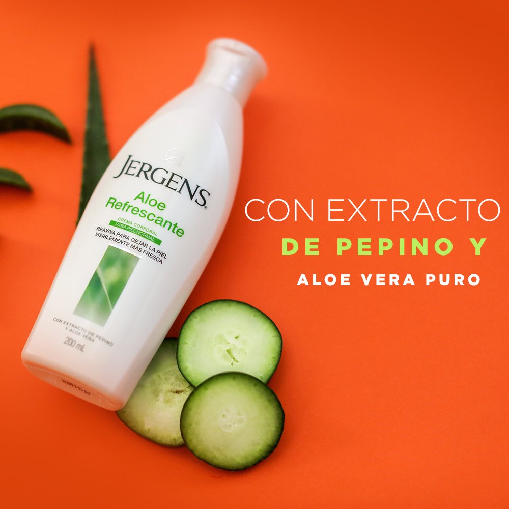 Todas queremos una hidratación profunda sin tener nuestra piel pegajosa 🍃 Nuestra crema Jergens® Aloe Refrescante contiene una mezcla con extracto de pepino y aloe vera puro. Hidrata e ilumina tu piel.