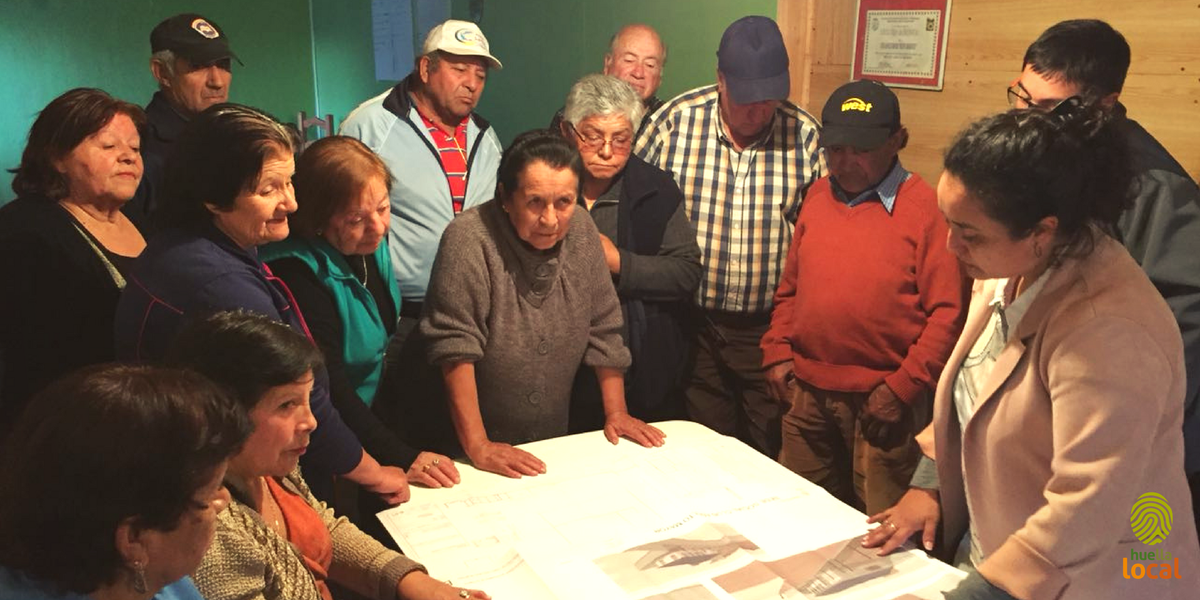 HuellaLocal's tweet photo. Estuvimos en #Chungungo junto a @LaHigueraMuni y nuestro equipo de la Zona Norte presentando el diseño participativo de la nueva sede del Club de Adultos Mayores “Nuevo Amanecer”, pues creemos importante potenciar la integración de la comunidad en el desarrollo de los proyectos. https://t.co/FgXAxosjcT