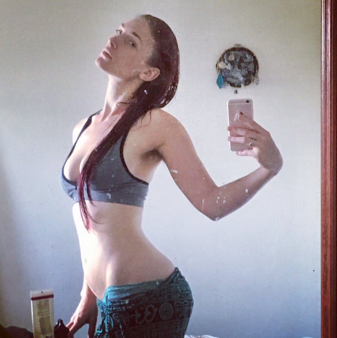 Hi I&rsquo;m new to Twitter, flirt with me 💋 https://t.co/4XqgleVhMK<a href="/tag/flash"class="tags"><span>#flash</span></a><a href="/tag/horny"class="tags"><span>#horny</span></a><a href="/tag/beexcited"class="tags"><span>#beexcited</span></a><a href="/tag/buymyshit"class="tags"><span>#buymyshit</span></a><a href="/tag/cheaphot"class="tags"><span>#cheaphot</span></a>