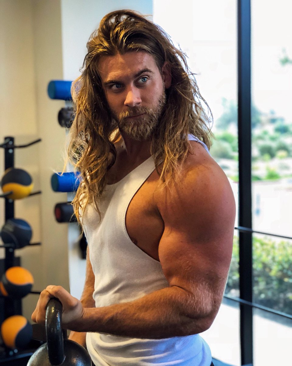 Brockohurn's tweet photo. Stay ready so you don’t have to get ready 🤙🏽🙏🏽 https://t.co/kqHAwkaU4z