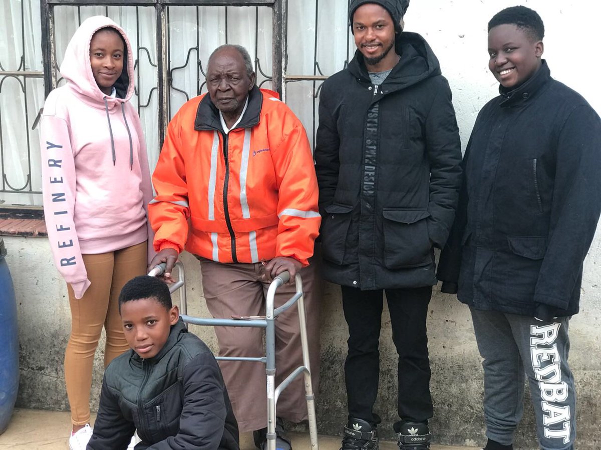 Tito Mboweni On Twitter I Sent My Crew To Visit The Good Grand Oldman Thompson Mushwana Today They Had A Great Time With The Old Man I Hope That When I Get
