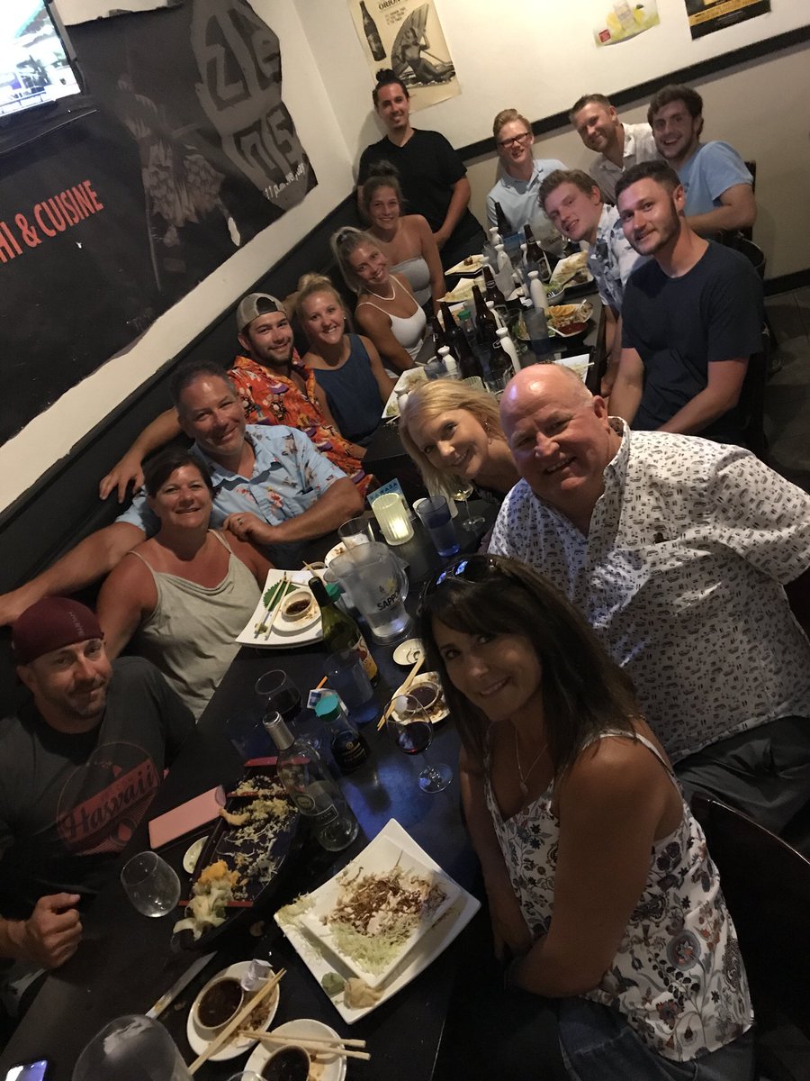 Decision_Maker's tweet photo. Fun dinner #daveisadick https://t.co/qN6cW8RVvS