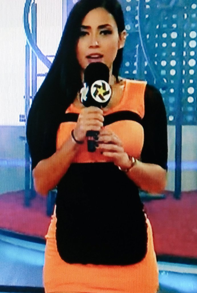 jose197020111's tweet photo. Un caricia al oído escuchar el canto de @ValeriaGarri #Acabtelo https://t.co/Uo2UOFxBFD