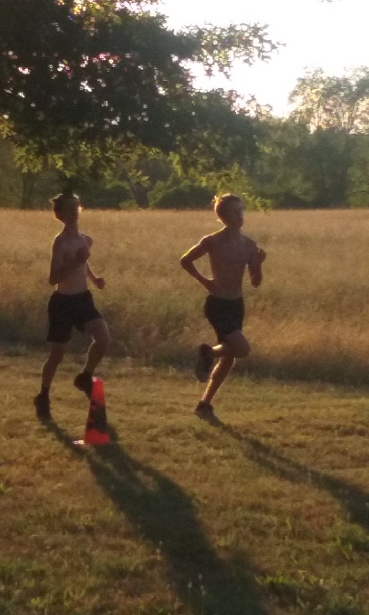 MilfordXC's tweet photo. The Three Bar Harriers are back in Action.  July means hot runs with the setting sun.  #RomeNotBuiltInADay https://t.co/QTvL4nsKlW
