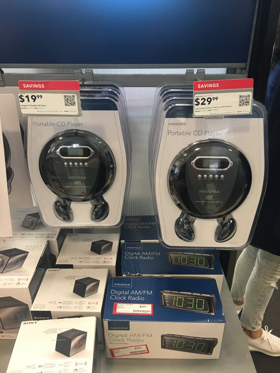missViolet771's tweet photo. @okayplayer Yet they still sell these https://t.co/h10VsIfuQH