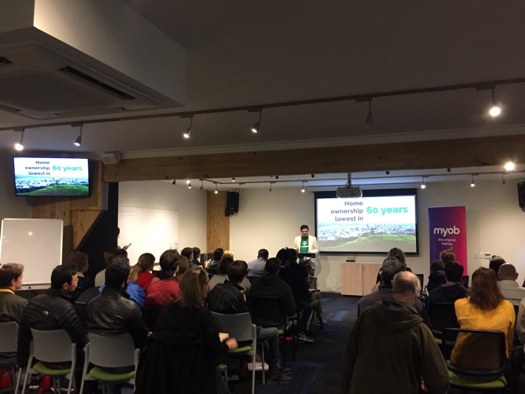 jacob_activator's tweet photo. Andrew Masters presenting @homeScoreNZ at @MnstryofAwsm’s Coffee and Jam. Another innovative #FinTech startup from Christchurch.
#Cityofoppurtunities https://t.co/2SfxBf3wTm