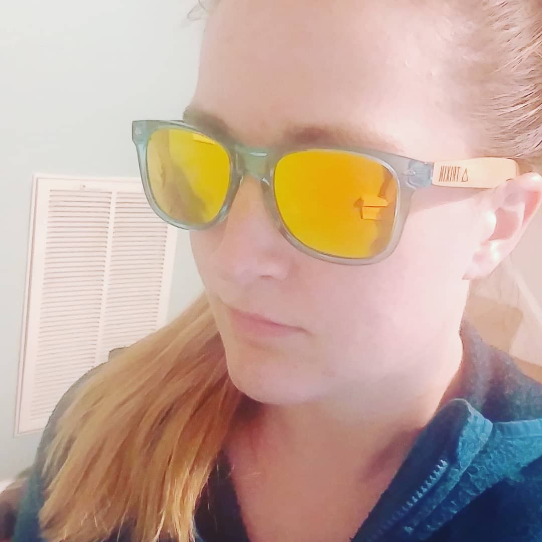 Krysta_Krys's tweet photo. When you finally have your #trixin sunglasses in so happy! In love! Blue,yellow, beechwood, carrying case. In love with them! #HappinessIsAChoice #InAWorldOfBlue #BeAYellow @trixinclothing @shaycarl @katilette https://t.co/QFvkCskDZo