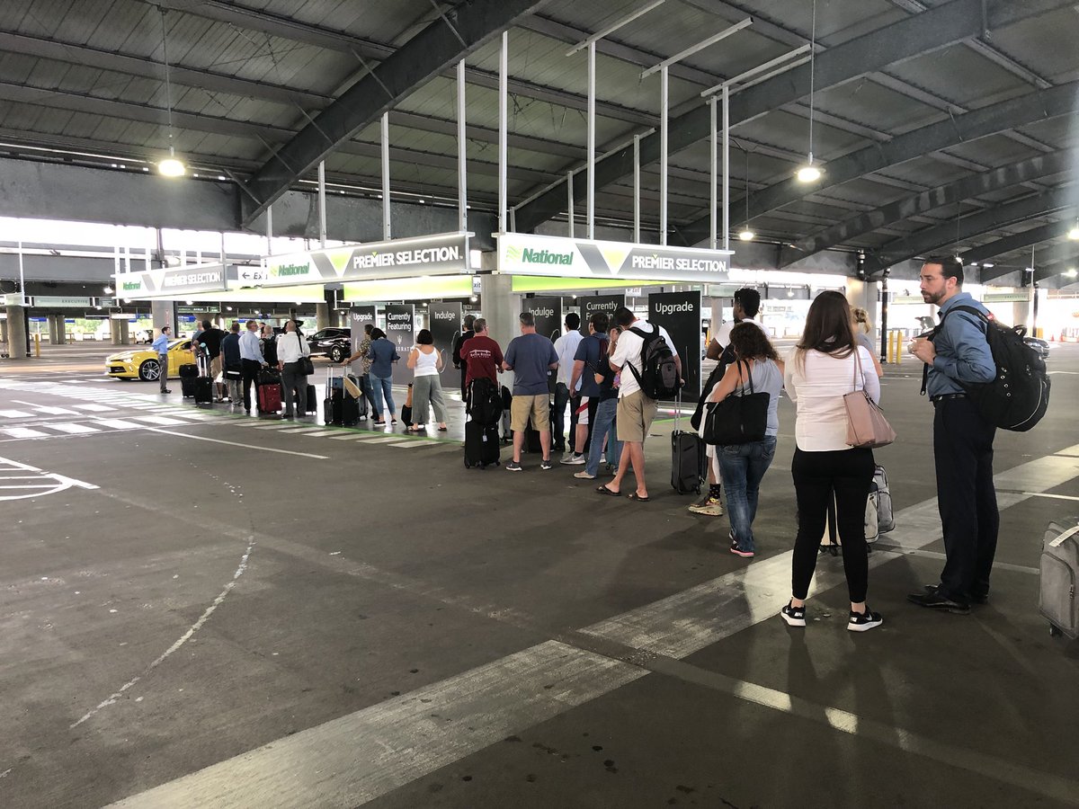 Dsnyguy75's tweet photo. @nationalcares Major Issue!  Approx 40 people in line. ZERO cars. Come on! https://t.co/Rdcg05bbWj