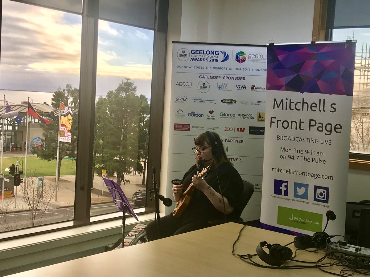 Live performance on @947thepulse @mdsfrontpage at @GeelongChamber HQ outside broadcast