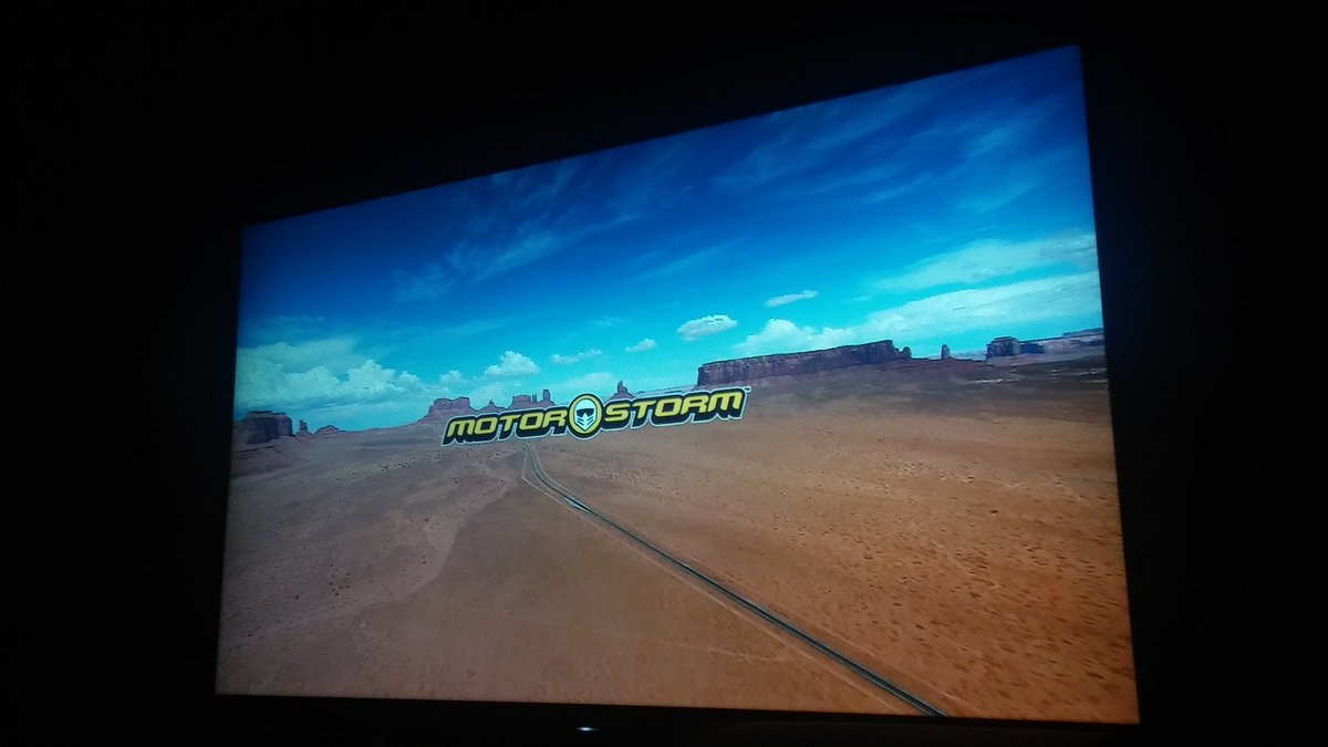 Little_BombA_'s tweet image. Motorstorm de las mejores franquicias de Sony
#Motorstorm #Evolutionstudios #Racing #PlayStation #Playstation3 #PS3 #Multiplayer #Offroad #Nitrous #Monumentvalley #Festival #Bikes #Atvs #Buggies #Rallycars #Racingtrucks #Bigrips #Mudpluggers #Videogame #Gamer #Realtimedeformation