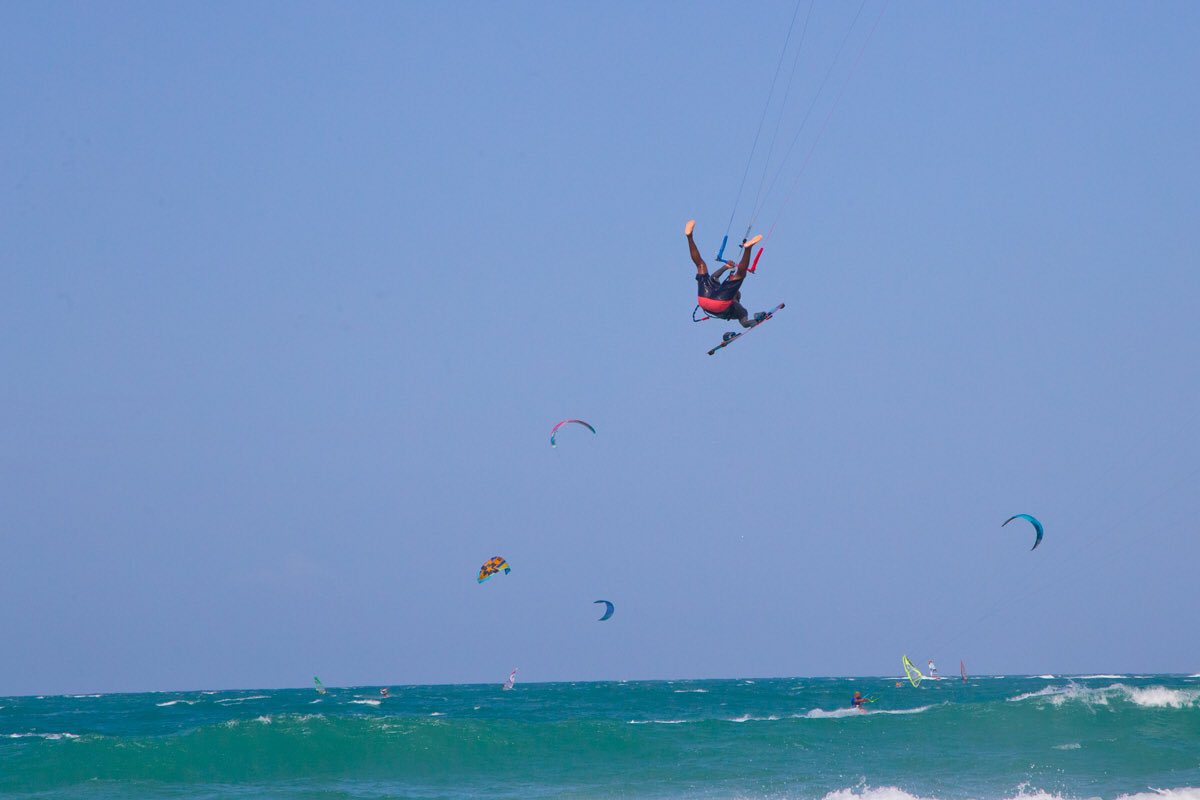 arielcorniel's tweet photo. Estamos listo para el próximo mundial en Cabarete, Big Air discipline!! @NaishRiders  @NaishKitesIntl @arielcorniel #naish #cabarete #big #air #naish #pro #center #sicily #ariel #corniel https://t.co/6lfowRNjB2