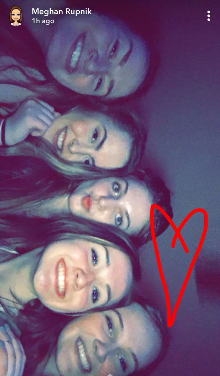 gracekm21's tweet photo. Happy birthday!!!!! @MacyNoonan hope you’ve had the absolute best day:) glad we are bruins and cycs and KISTERS❤️ gonna miss ya:( https://t.co/YNtL9iBXwH