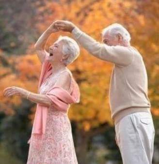 매 순간이
놀라움의 연속이다.
매 순간 선물이
주어지기 때문이다.
그것을 
알아볼수 있는 눈,
알아들을수 있는 귀,
느낄수 있는 가슴이
필요 할 뿐이다.
-osho-