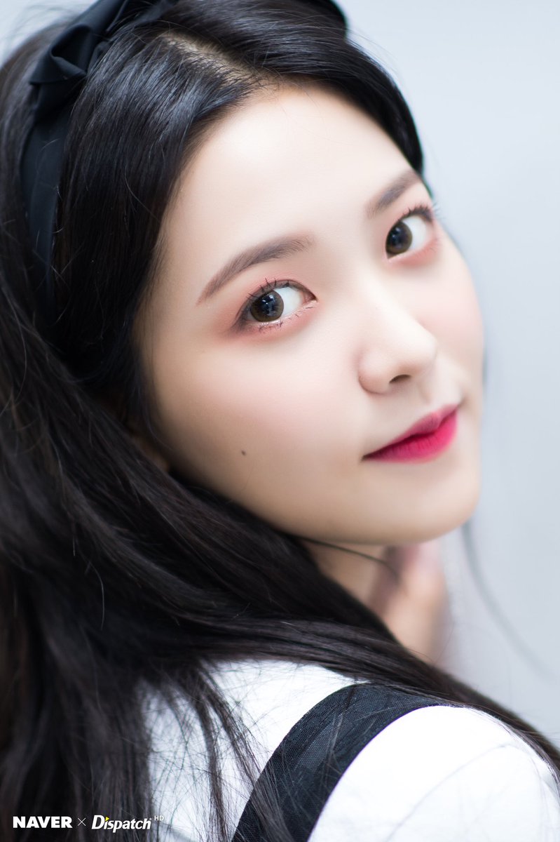 5redvelvet Official Naver X Dispatch Update With Red Velvet Yeri 1 T Co 9wkzf3monc