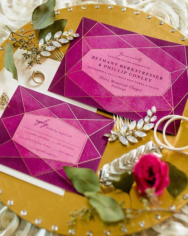 burghbrides's tweet photo. What's magenta and gold and geo-inspired all over? Today's #featuredwedding which included these diamond-esque #weddinginvitations. Don't miss the other bright #weddingdetails today on #burghbrides! #ihavethisthingwithcolor ---
Vendors
Bride's Dress: @… https://t.co/35qEppHaC6 https://t.co/SH6LOPRpbe