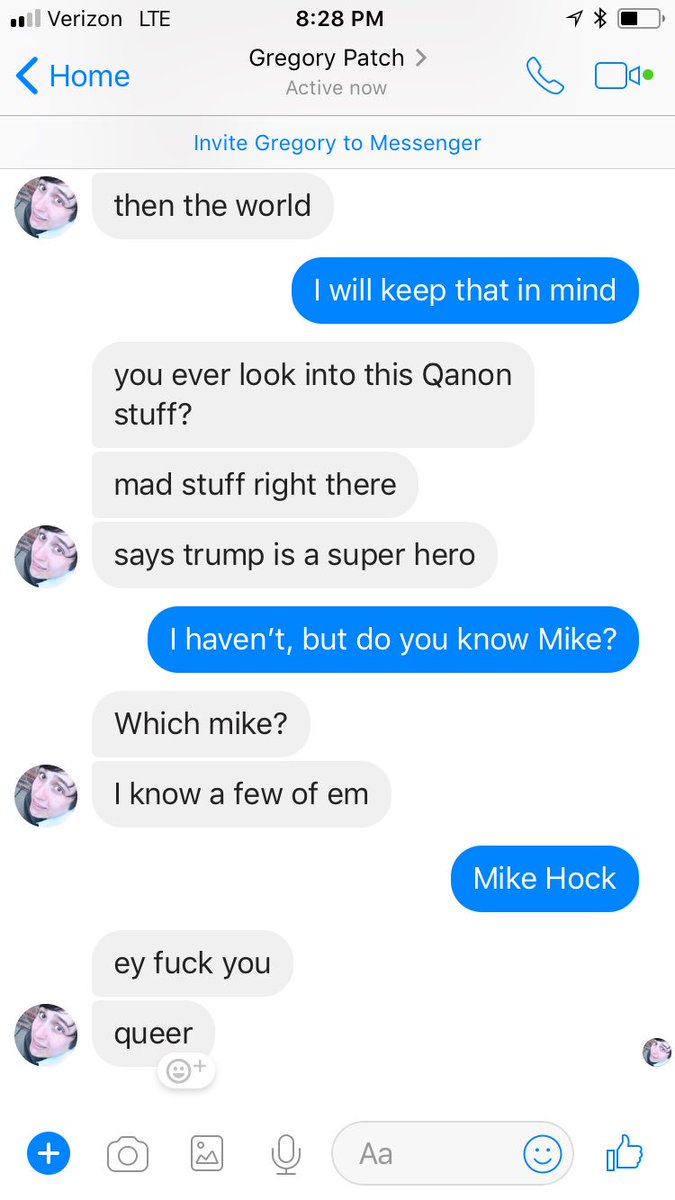 fakiepizzaflip's tweet image. This stranger has been sending me weird messages for the past week so I thought I’d break the ice with one of my classic #comedybits but he doesn’t seem hyped :(