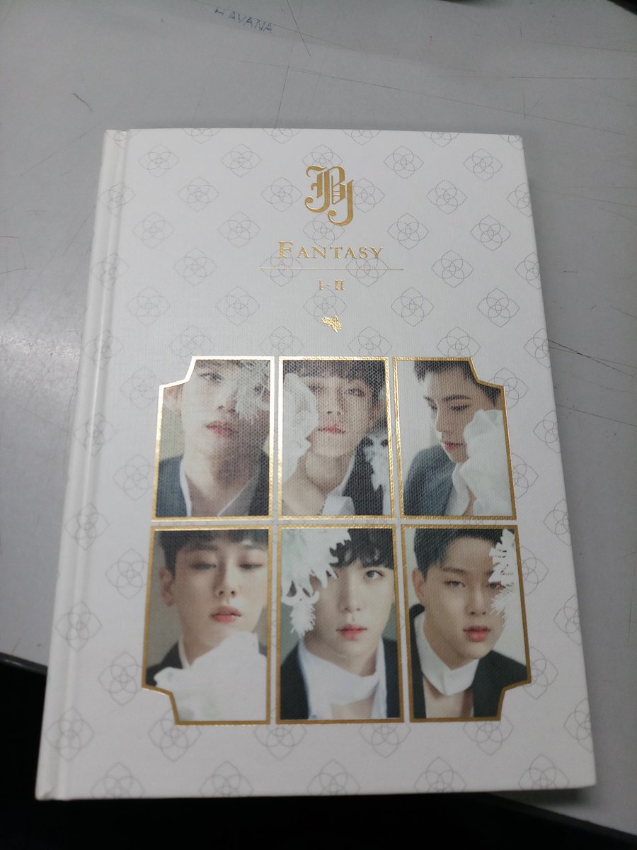 creamgoesmeow_'s tweet image. #TikTokReview ได้รับของแล้วนะคะ แต่ข้างหลังการ์ดมีรอยกาวนิดหน่อย