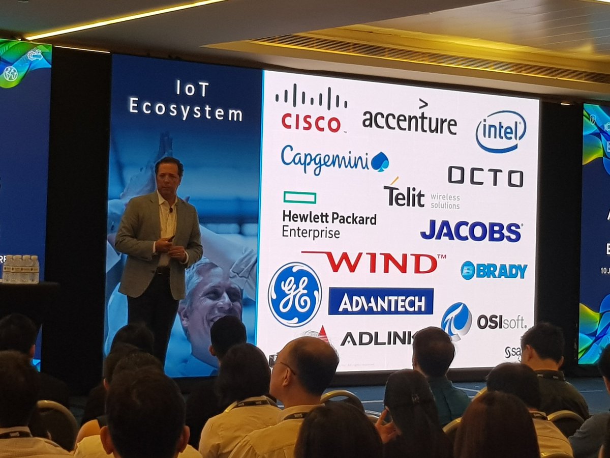 carolynsee's tweet image. @SASAsiaPacific #SASAIX Roadmap to AI IOT.