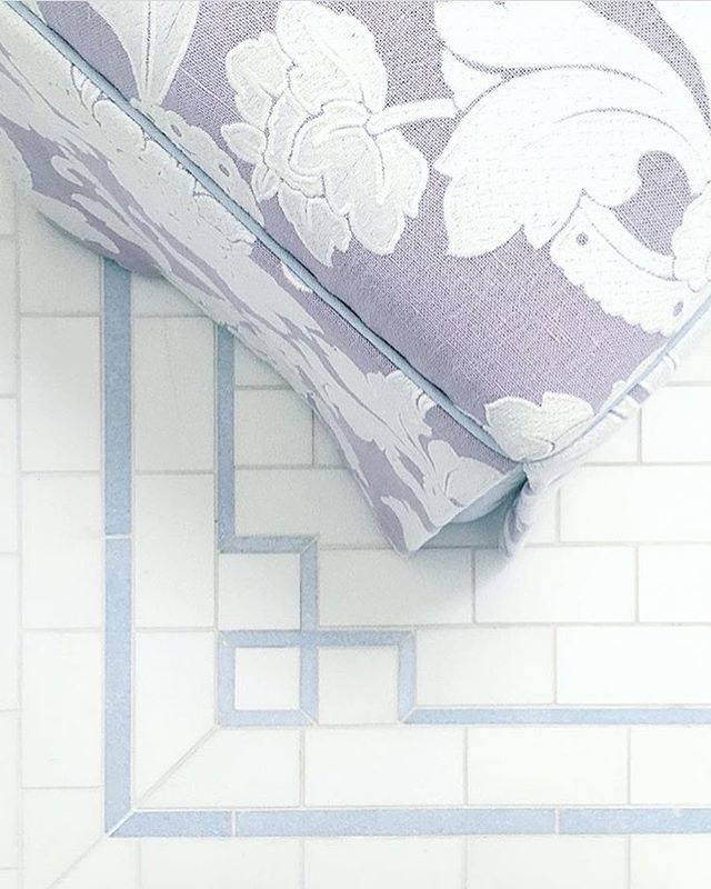 Magnificent Marble Monday 💙 #marblemonday  Repost/Design: @collins__interiors  @annsacks_dal ift.tt/2KNmzIJ