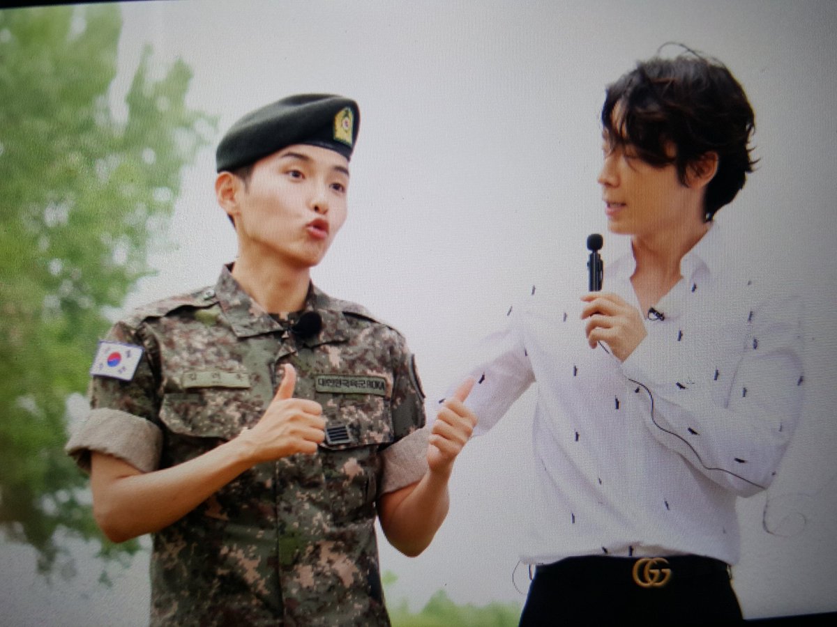 yuanlkrw's tweet photo. 180710 #려욱 #동해 #Ryeowook ㅋㅋㅋ https://t.co/Cead7DWMtP