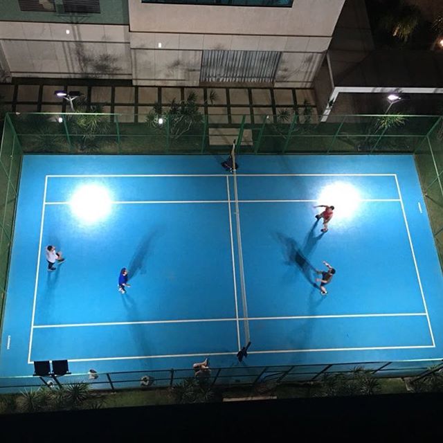 arnaldocostaof's tweet photo. Jogo de peteca divertido com os amigos da escola!!! Essa segunda feira rendeu muito... 😜#peteca #sofera #oldfriendship #amigosantigos #esporte #segundatop https://t.co/LFSb9IZNxx https://t.co/5My4o7ZmES