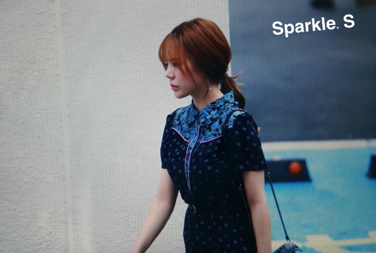 GSt89222's tweet photo. 180710 써니 #sunny https://t.co/vDrCh1IUY2