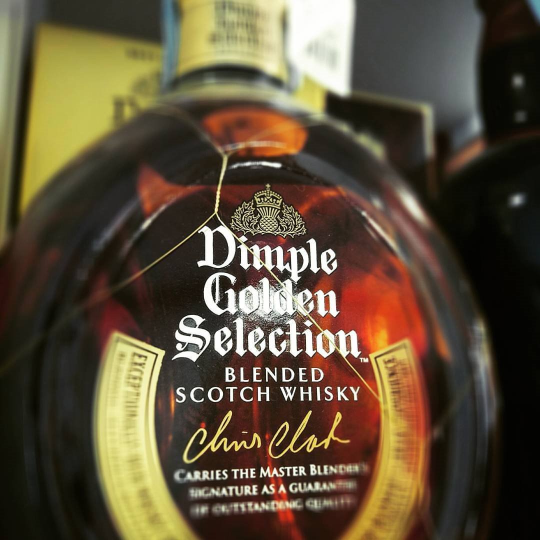 dimplewhiskycom's tweet photo. #repost @asdecopos #whisky #dimplescotchwhisky #whiskybar #whiskys #scotchwhiskey https://t.co/fll9fOx16B